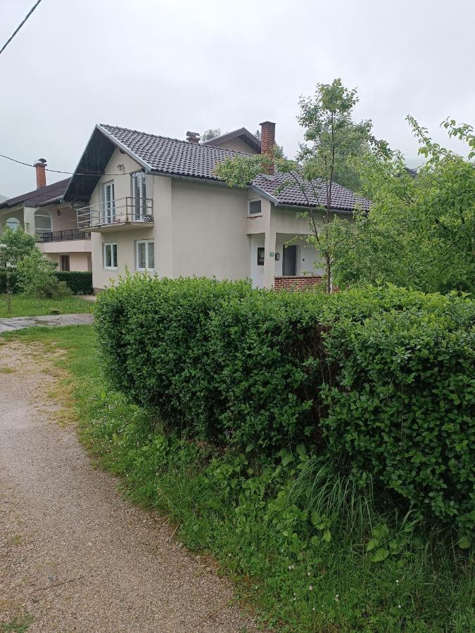Kuca Za Odmor Una-Mia Kulen Vakuf Exteriör bild